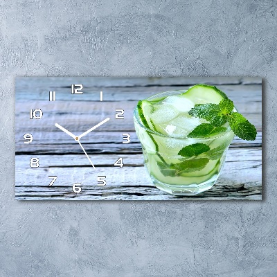 Glasuhr Gurkenwasser