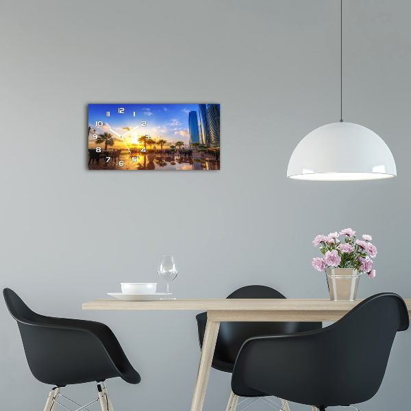 Horizontale Uhr Abu Dhabi Ost