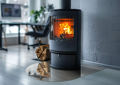 Halbrunde Glasbodenplatte Kamin Natürliche helle Holzmaserung