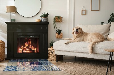 Rechteckige Glasplatte für Kaminofen Keramische Muster im Hintergrund