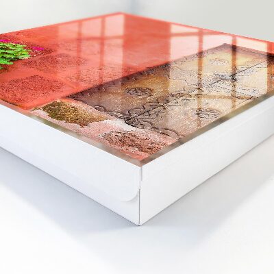 Schlüsselbox für die Wand in roter Fassadenoptik