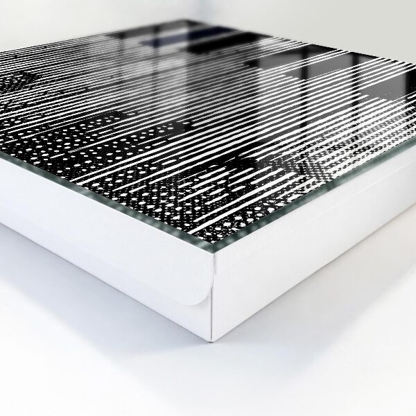 Schlüsselbox mit geometrischem Liniendesign