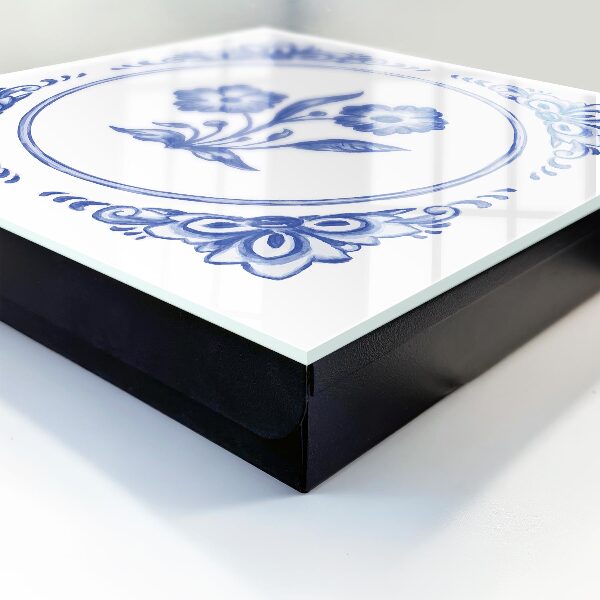 Schlüsselbox für die Wand mit blauem Blumenmotiv