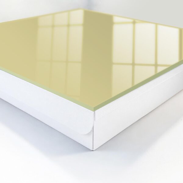 Schlüsselbox für die Wand in Pastellgelb