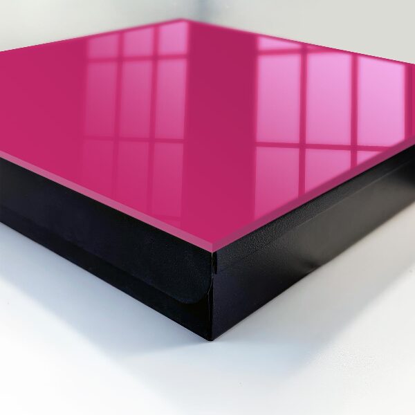 Schlüsselbox zur Wandmontage in intensivem Rosa