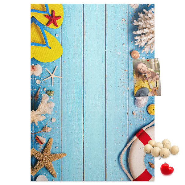 Bedruckte Korkplatte mit Motiv Sommerstrand mit Muscheln und Sand
