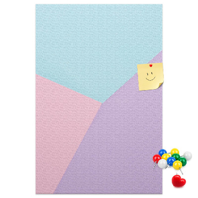 Kork-Pinnwand in geometrischen Formen und Pastelltönen