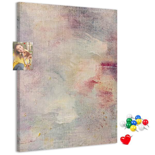 Pinnwand mit zarten Pastellflecken im Hintergrund