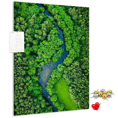 Bedruckte Korkplatte mit Motiv einer grünen Landschaft mit gewundenem Fluss