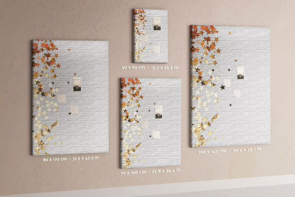 Pinnwand mit goldenen und silbernen Sternen auf grauem Grund