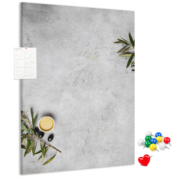 Pinnwand mit minimalistischem Hintergrund und olivgrünem Akzent