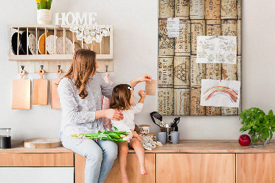 Kork-Pinnwand im rustikalen Weinkorken-Design