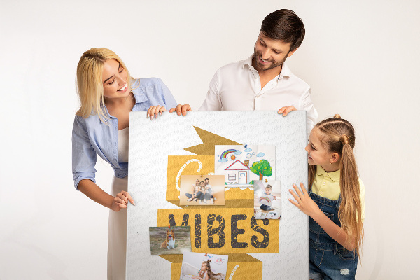 Bedruckte Korkplatte mit positiven Grafiken für eine stilvolle Stimmung