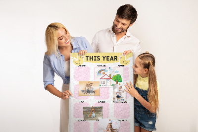 Pinnwand mit fröhlichem Vogelmotiv als Kalender