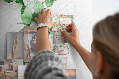Kork-Pinnwand mit Motiv grüne Blätter auf hellem Hintergrund