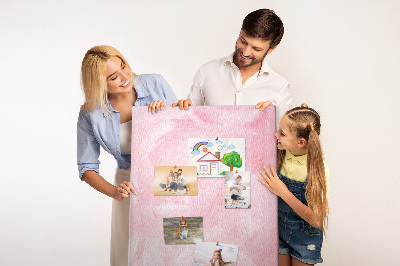 Bedruckte Korkplatte mit Motiv zarte rosa Federn
