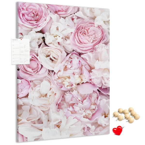 Kork-Pinnwand mit Motiv aus rosa Blüten in zarter Farbkombination