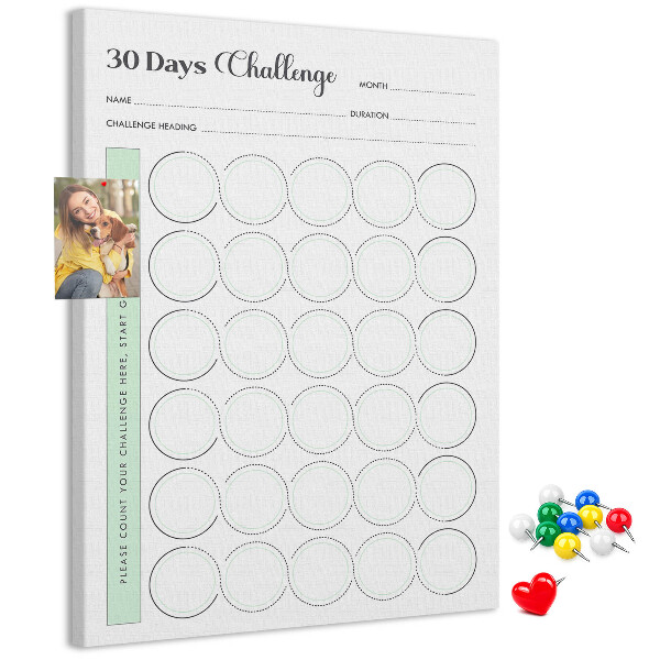 Kork-Pinnwand mit 30-Tage-Challenge-Planer