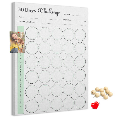 Kork-Pinnwand mit 30-Tage-Challenge-Planer