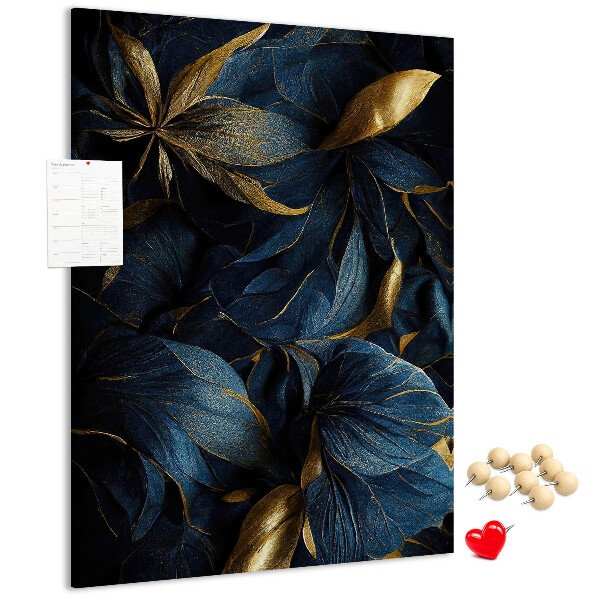 Bedruckte Korkplatte mit goldenen Blättern auf dunklem Hintergrund