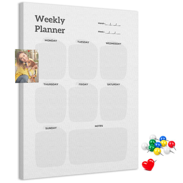 Wochenplaner mit leeren Feldern zur Wandmontage
