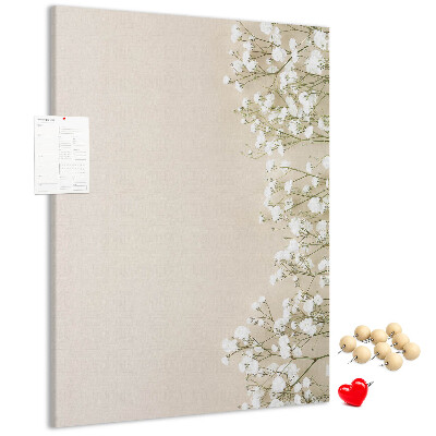 Pinnwand mit Motiv zarte Blüten auf neutralem Hintergrund