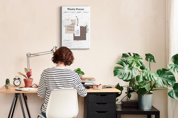 Wochenplaner mit Platz für Notizen als Pinnwand
