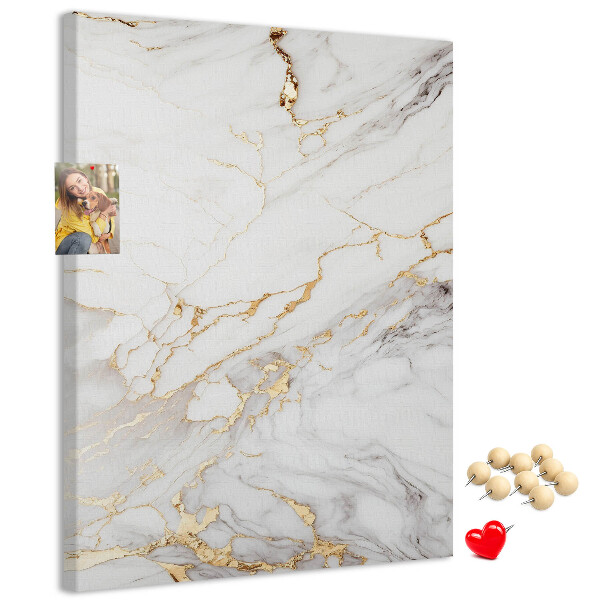 Bedruckte Korkplatte mit elegantem Marmormuster und Goldadern