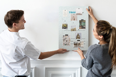 Kork-Pinnwand in Pastellfarben für Reiseziele