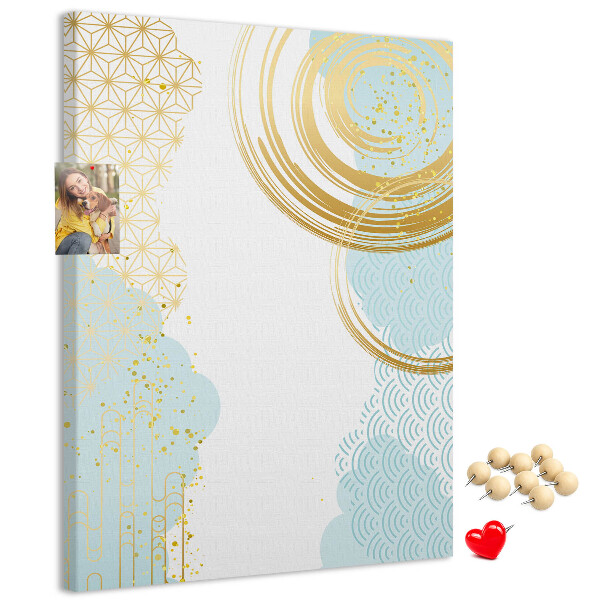 Pinnwand goldene Kreise auf zartem Hintergrund