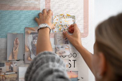 Korkplatte mit Aufdruck Sommer-To-Do-Liste und Notizen