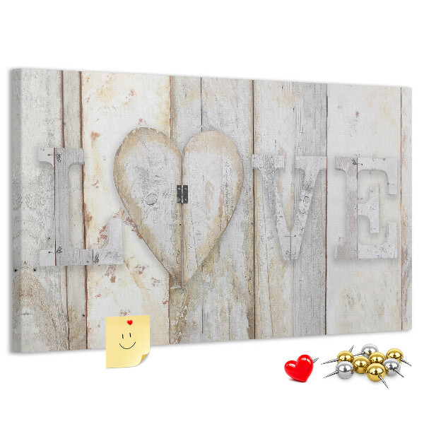Korkbild mit dem Wort Liebe als Holzplakette