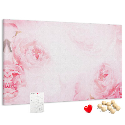 Korktafel mit Motiv zarte rosa Blüten auf hellem Hintergrund