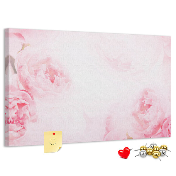 Korktafel mit Motiv zarte rosa Blüten auf hellem Hintergrund
