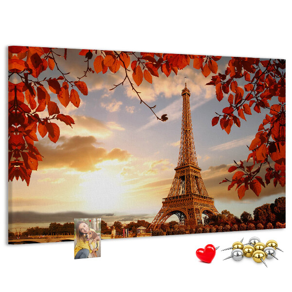 Bild mit Korkrückwand Eiffelturm in herbstlicher Kulisse