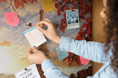 Bild mit Korkrückwand Eiffelturm in herbstlicher Kulisse