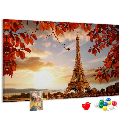 Bild mit Korkrückwand Eiffelturm in herbstlicher Kulisse