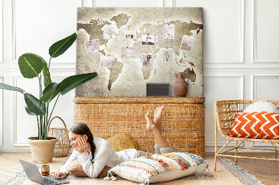 Korkbild Weltkarte mit Darstellung einer altmodischen Weltkarte im Hintergrund
