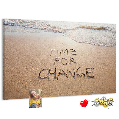 Bild mit Korkrückwand mit dem Motiv Veränderungen, die in den Strandsand geschrieben stehen