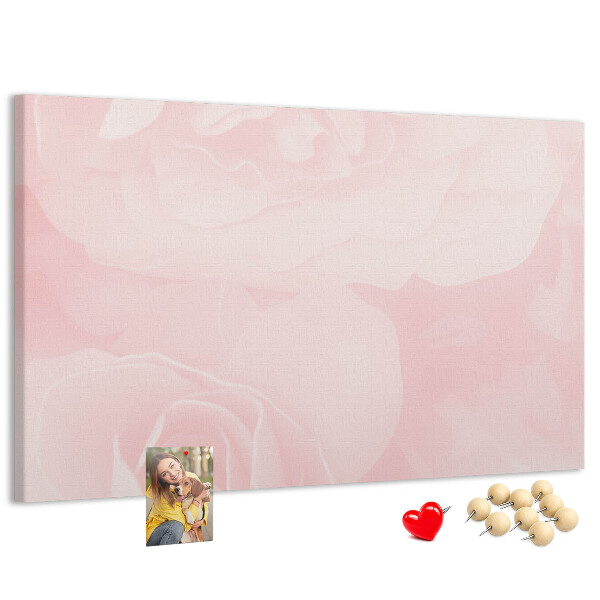 Korkbild mit zarten rosa Rosen im Hintergrund