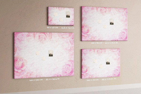 Bild mit Korkrückwand mit Motiv von zarten rosa Rosen