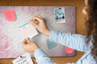 Bild mit Korkrückwand mit Motiv von zarten rosa Rosen
