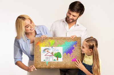 Kork-Pinnwand mit Motiv Weltkarte auf braunem Hintergrund