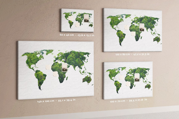 Grüne Weltkarte mit Vegetation mit Korkrückwand
