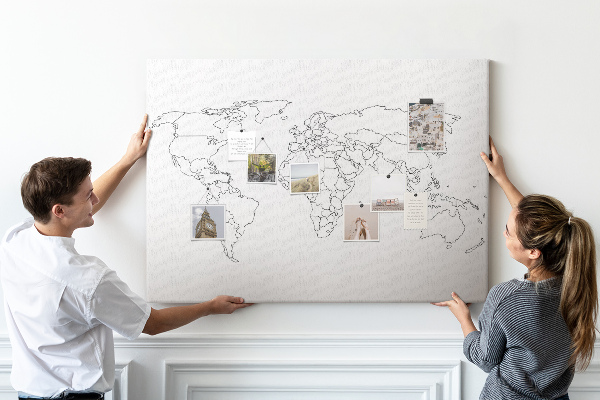 Korktafel als Weltkarte zum Ausmalen und Beschriften