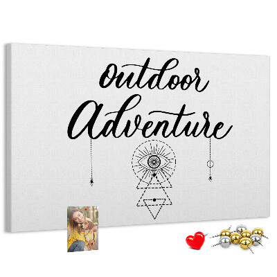 Bilder mit Korkrückwand mit Outdoor-Abenteuer-Symbolen