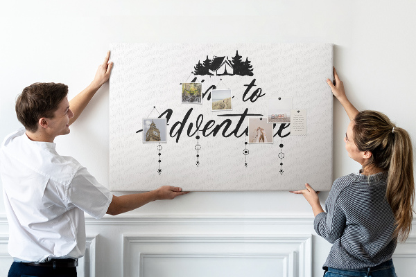 Bild mit Korkrückwand Motiv Zeit für ein Abenteuer im Wald