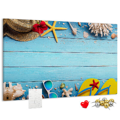 Kork-Pinnwand mit Motiv Sommerurlaub am Strand und Accessoires