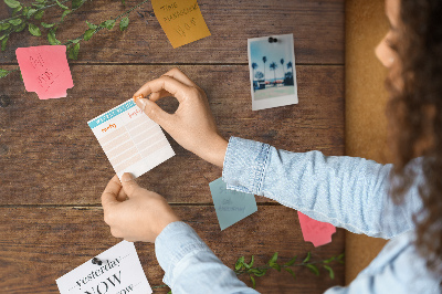 Kork-Pinnwand mit Motiv Naturholz und grünen Zweigen