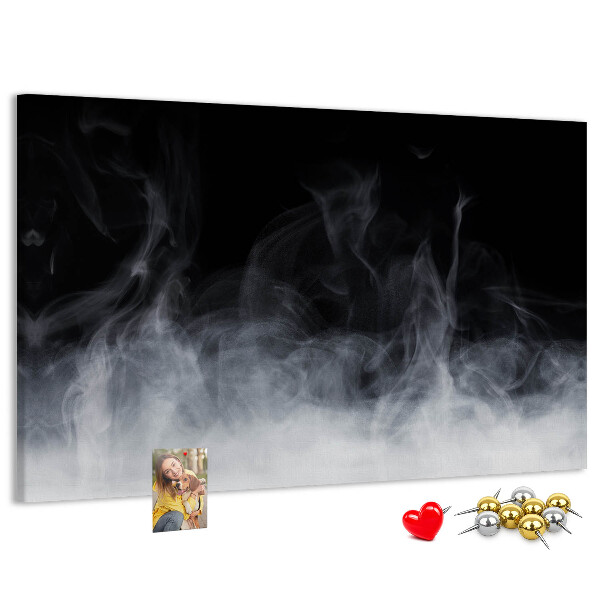 Korktafel mit Motiv sinnlicher Tanz des Nebels vor schwarzem Hintergrund